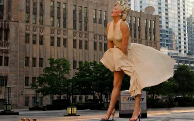 Памятник Мэрилин Монро в Чикаго - фото, информация, описание