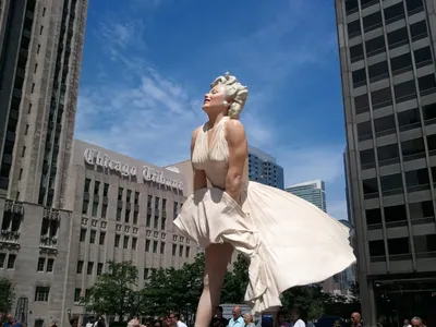 Скульптура Мэрилин Монро в Чикаго. | Пикабу