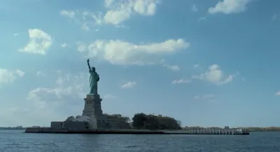 Картинки нью йорк - статуя свободы, чб, океан - обои 1600x900, картинка  №24206
