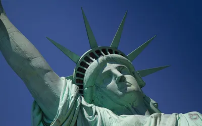 Обои \"Статуя Свободы\" на рабочий стол, скачать бесплатно лучшие картинки Статуя  Свободы на заставку ПК (компьютера) | mob.org