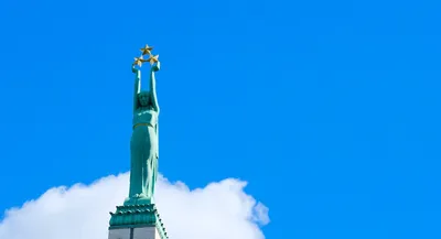 Статуя свободы ad: статуя свободы в нью-йорке, выполненная в стиле d. |  Премиум Фото
