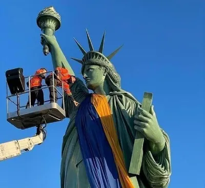 Америка статуя свободы» — создано в Шедевруме