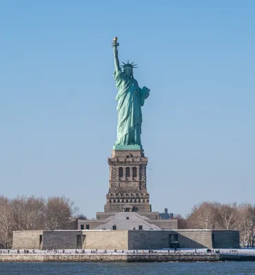 Места, которые обязательно стоит посетить: Статуя Свободы в Нью-Йорке |  Rubic.us