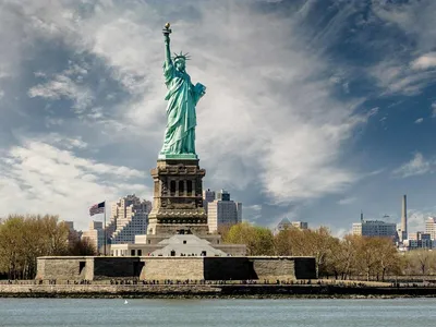 Статуя Свободы в Нью-Йорке - ePuzzle фотоголоволомка