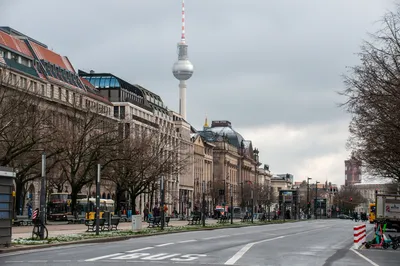 Город горизонта Берлин, столица Германии Стоковое Изображение - изображение  насчитывающей германия, сумрак: 26191219