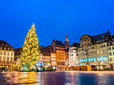 Outdoor Christmas Decoration in Strasbourg, France Editorial Photo - Image  of decoration, colorful: 82847191