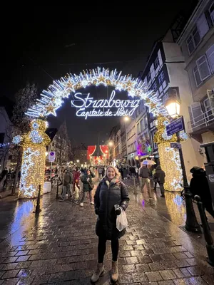 Lets Travel the World - 📍 Christmas in Strasbourg, France 🇫🇷 #Strasbourg  has the most famous Christmas market in #France, and one of the largest  too. It's easily accessible from Paris thanks