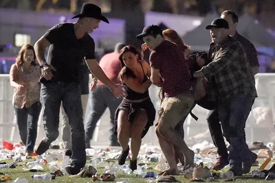 СМИ выдвинули разные версии о причинах стрельбы в Лас-Вегасе - Российская  газета