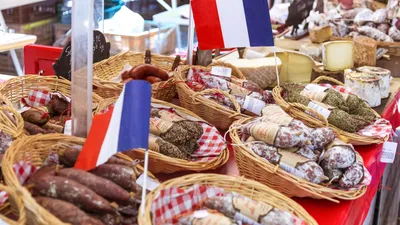 Что привезти из Франции в подарок? Цены на сувениры и отзывы