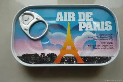 на ярмарке | сувениры с главным символом Парижа - Эйфелевой … | Flickr