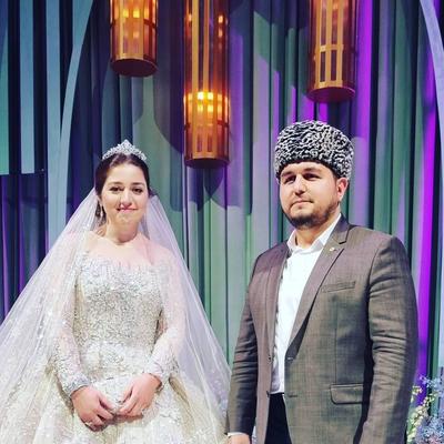 Аренда «замка» за 1,2 млн и Лепс среди гостей: как прошла свадьба дочки  миллиардера Гуцериева | WOMAN