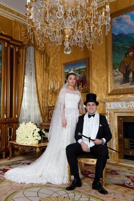 Свадьба Саида Гуцериева и Хадижи Ужаховой: фото невесты в свадебном платье  Elie Saab | Tatler | Tatler Россия