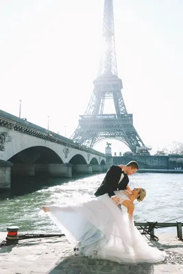 Только Замужний Пара В Париже Франция — стоковые фотографии и другие  картинки Свадьба - Свадьба, Свадьба для двоих, Помолвка - iStock