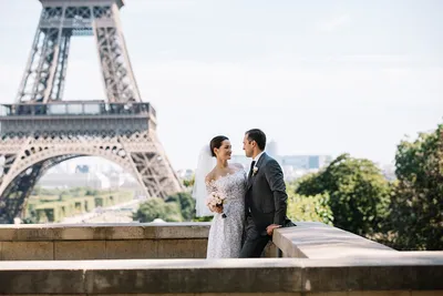 Свадьба в Париже. Свадебная церемония у Эйфелевой башни | Фотограф в париже