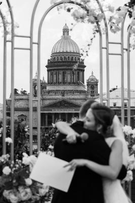 Где фотографироваться на свадьбу зимой и в дождь в Санкт-Петербурге