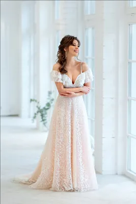 Свадебное платье Прямое кружевное длинное со шлейфом с рукавами закрытое  2020 №10260