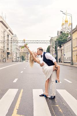 Свадебная фотосессия в Москве - стильно, современно, естественно!