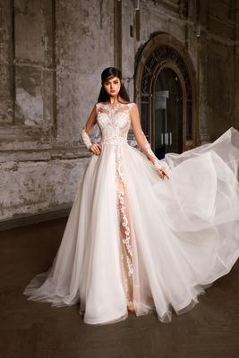 Свадебные платья 2023 года для самых стильных невест. Каждый год бренды и  дизайнеры выпускают новые коллекции свадебных платьев. 👇Мы… | Instagram
