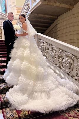 Пышные свадебные платья — купить красивое платье с пышной юбкой в Санкт- Петербурге
