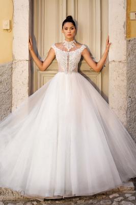 Свадебное платье 0219a. Салон Sacura wedding dresess в Москве.