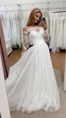 Платье с широким кружевным рукавом Natalia Romanova Монс — купить в Москве  - Свадебный ТЦ Вега