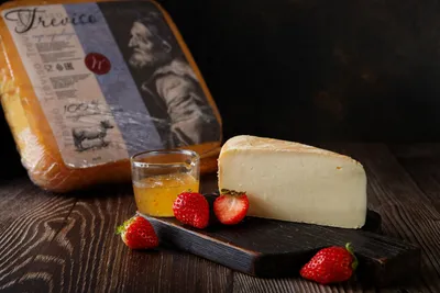 Сыр Халуми 50% с приправой Итальянская купить c доставкой на дом в  интернет-магазине КуулКлевер