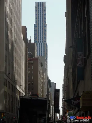 Нью-Йорк: увидеть себя на рекламном щите Таймс-сквер в течение 24 часов |  GetYourGuide