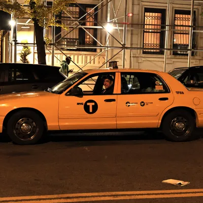 Такси по-нью-йоркски. | OUTLOOK