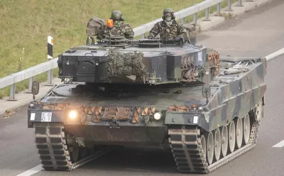 Spiegel узнал о согласии Германии передать танки Leopard 2 Украине — РБК