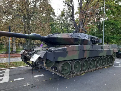 В Украину из Германии прибыли 18 танков Leopard 2 вместе с боеприпасами и  запчастями (ДОПОЛНЕНО)