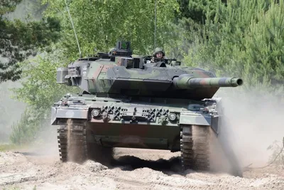 FT объяснила проблемы с отправкой на Украину танков из Германии — РБК