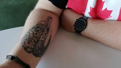 Костомаров сделал татуировку в память о поступке Домниной