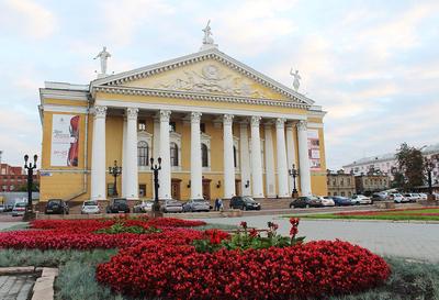 File:Концертный зал театра оперы.JPG - Wikipedia
