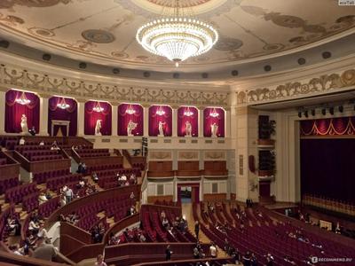 Чуть-чуть навели лоск Архитекторы раскритиковали ремонт в Новосибирском театре  оперы и балета — Meduza