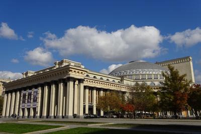 Театр оперы и балета в Новосибирске — репертуар, стоимость билетов, адрес,  телефоны, официальный сайт