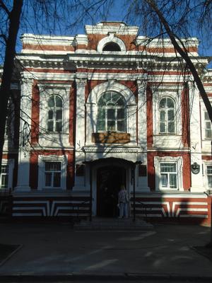 Воспитали знаменитых актеров: Казанское театральное училище отпраздновало  столетие