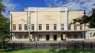 Наиболее популярные и известные театры Москвы