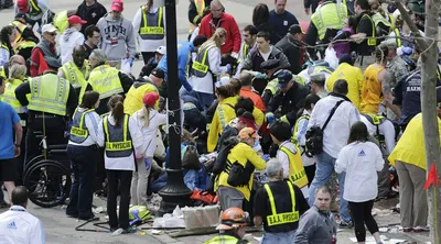 Смотреть сериал Взрывы на Бостонском марафоне: Охота на виновников онлайн  бесплатно в хорошем качестве