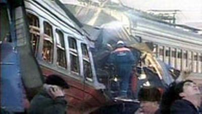 Взрыв в московском метро: 39 погибших – DW – 06.02.2004