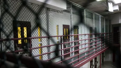 В США серийного насильника-полицейского приговорили к 263 годам тюрьмы //  Новости НТВ