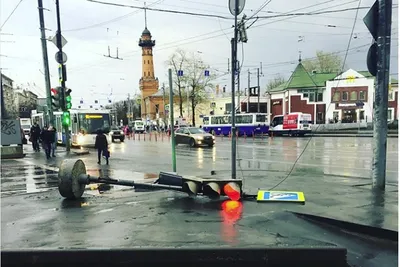 Ураган в Москве: удары молний в Москва-Сити и Останкинскую башню попали на  видео - TOPNews.RU