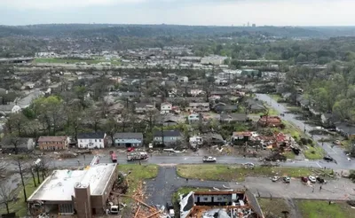 Торнадо в США: погибли около десяти человек, десятки домов разрушены (фото)  — Мир