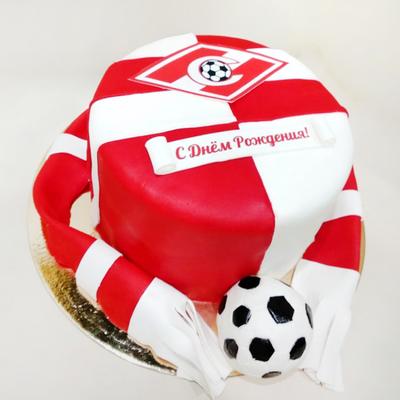 Торт в виде мяча с логотипом футбольной команды