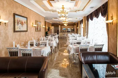 В «Новой Боровой» открылся первый ресторан «Виновница». Проверим, может  ездить в Минск дешевле
