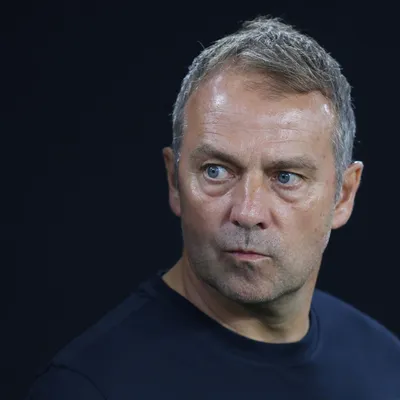 Экс-тренер сборной Германии по футболу возобновил карьеру
