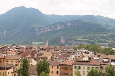 TRENTO 🇮🇹 TRAVEL VLOG // must-see places and the best apple strudel 🍎 -  YouTube