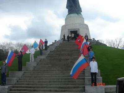 Трептов-парк в Берлине. Воин-освободитель, мемориал, чем заняться, отели  рядом, фото, видео, как добраться – Туристер. Ру