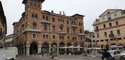 Отдых в Италии – город Тревизо заменит дорогую и переполненную Венецию –  Закордон