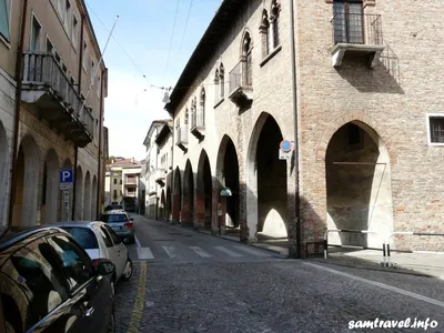 Тревизо, городок Италия стоковое фото. изображение насчитывающей зодчества  - 41060876