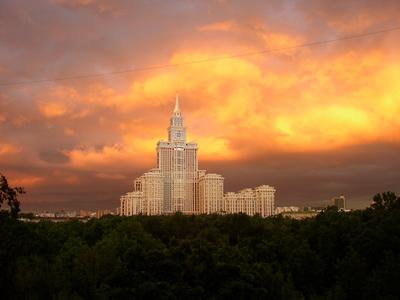 Пин от пользователя Haley на доске i'd rather be... | Архитектура, Паласы,  Москва